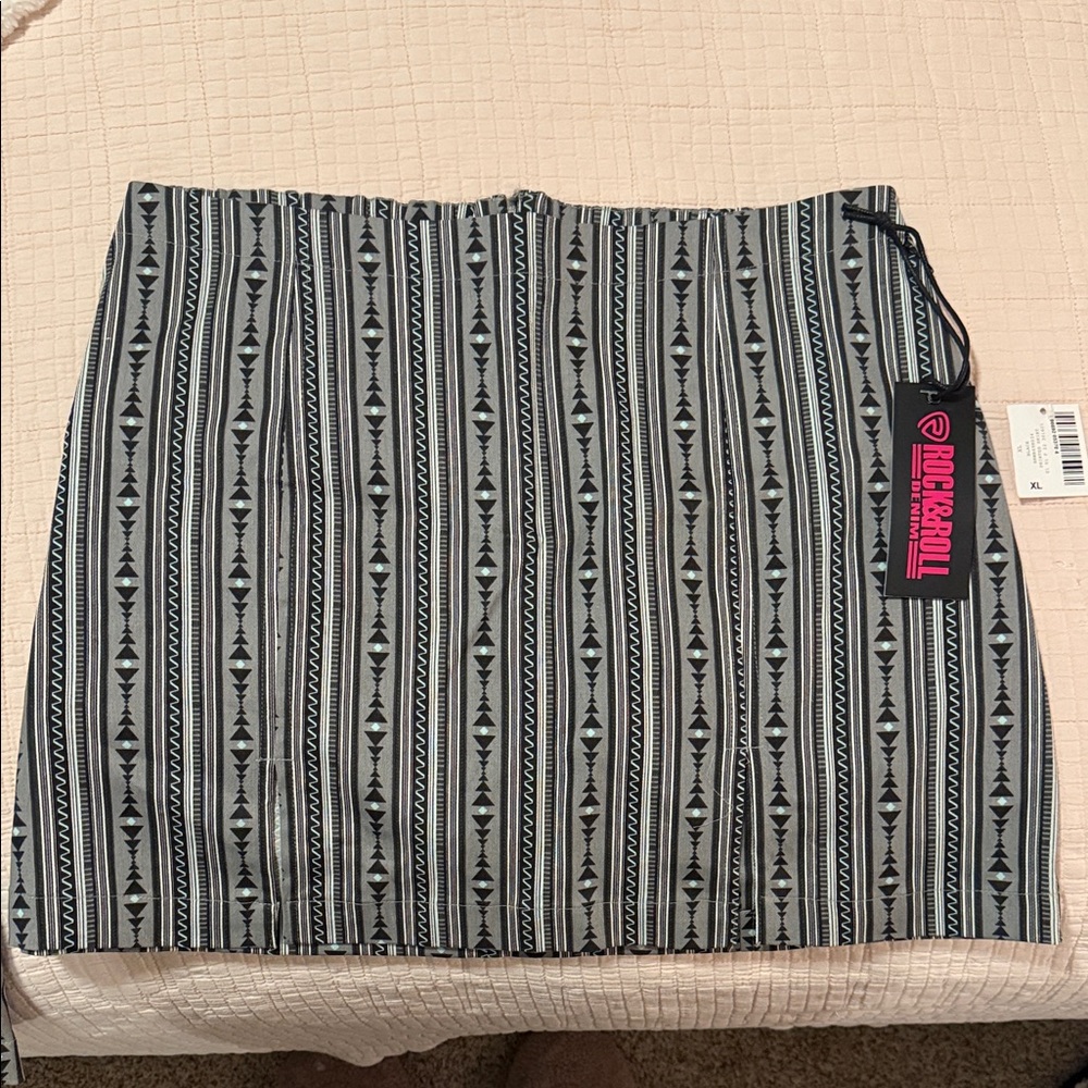 Rock & Roll Cowgirl Black and Gray Patterned Mini Skirt